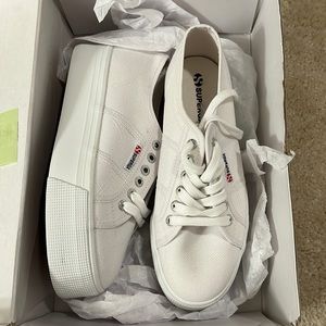 NWT Platform White Supergas